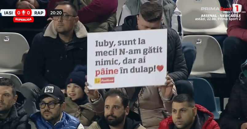 Mesajul Amuzant Al Unei Femei De Pe Stadionul Din Iasi Iuby Sunt La