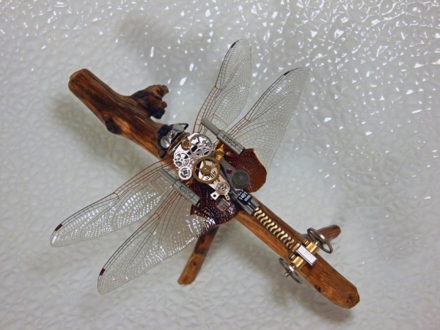 dead-scorpions-turned-into-steampunk-sculptures-using-watch-parts-photo-gallery_3