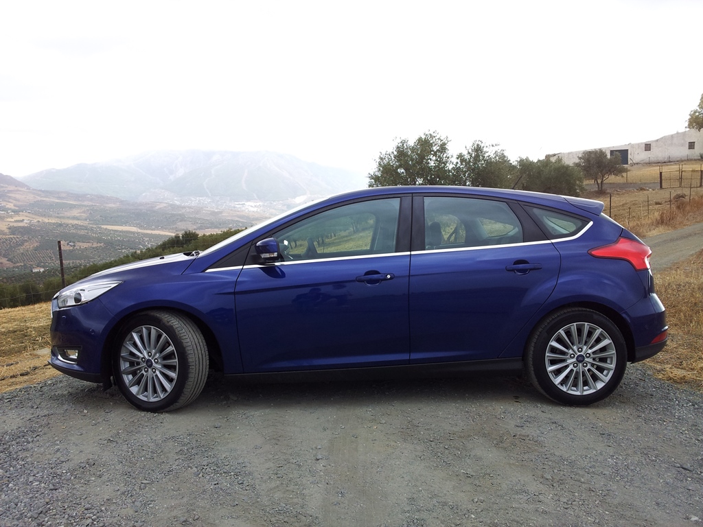 Ford Focus FL (6)