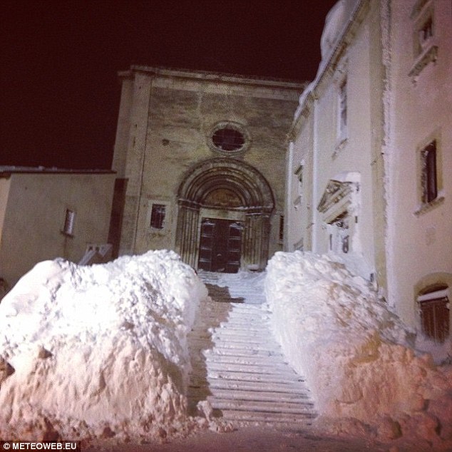 The snowfall set a world record for the most snow to fall within a single day