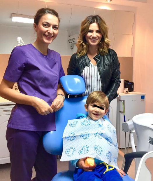 Ellie White și-a dus băiețelul la dentist. Ce mare s-a făcut Mihăiță