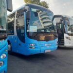 autocarul Autovip in parcarea Otopeni